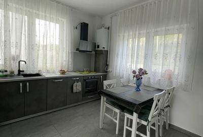 Garsonieră decomandată în Cristian - 3