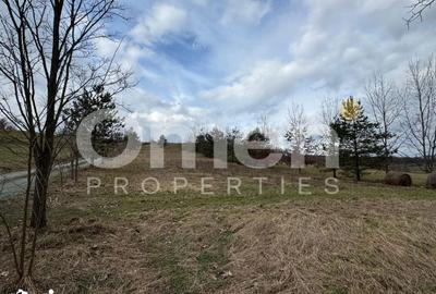 Teren de 3423 mp, în Central