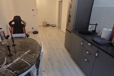 Apartament cu 2 camere decomandat în 1 Decembrie 1918 - 3