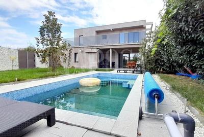 Casă individuală cu 6 camere cu Canalizare în Episcopia Bihorului - 1