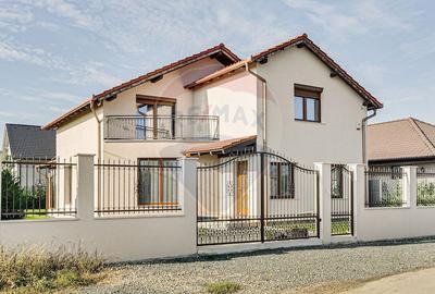 Casă cu 5 camere cu Teren 500 Mp în Sânleani - 8