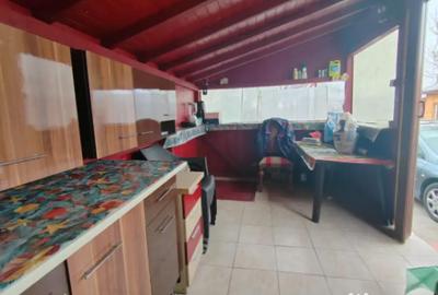 Casă cu 5 camere cu Teren 744 Mp în Brătășanca - 1