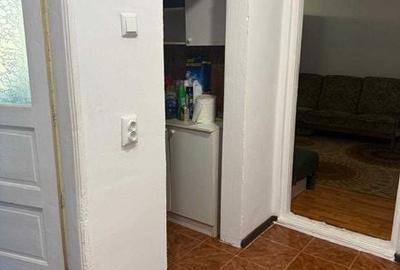 Garsonieră decomandată în Central