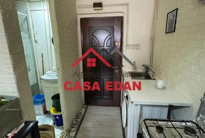 Garsoniera in Campina--21.000e - 3