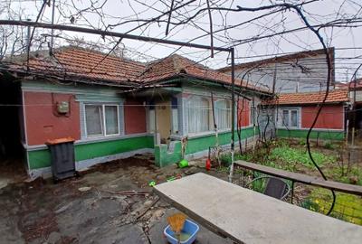 Casă cu 3 camere cu Teren 300 Mp în 23 August (Cațelul) - 4