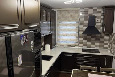 Apartament cu 3 camere decomandat în Central - 2