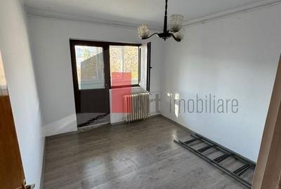 De vânzare – Apartament 3 camere, Sector 4 - 6