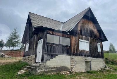 Ocazie! Casa de vacanta cu vedere la Lacul Belis