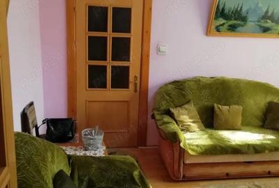 Apartament cu 3 camere semidecomandat în Milcov - 2