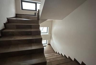 Vilă deosebită cu vedere panoramică la Munții Bucegi – Bușteni, str. Crinului - 13