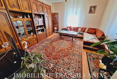 Casă cu 8 camere cu Teren 990 Mp în Independenței - 5