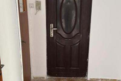 Aparatori Patriei, Apartament 3 camere, complet decomandat. Centrala p - 7