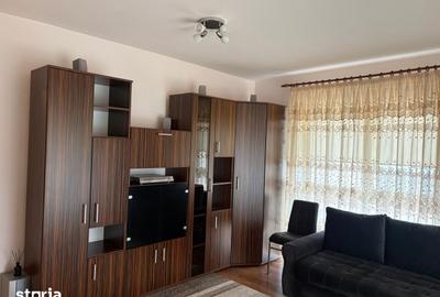 Apartament cu 2 camere decomandat în Tractorul - 3