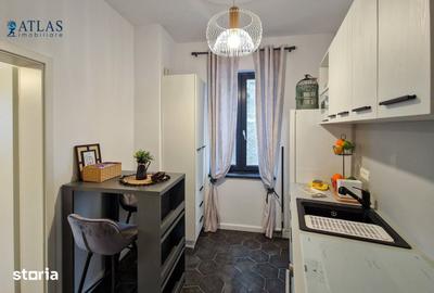 Apartament cu 2 camere semidecomandat, mobilat în Centrul Istoric