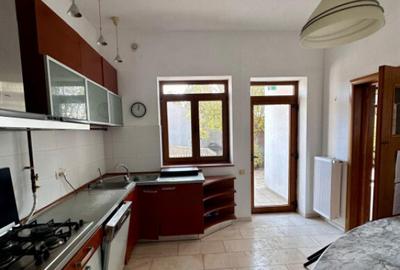 Casa situata in zona COICIU - 2