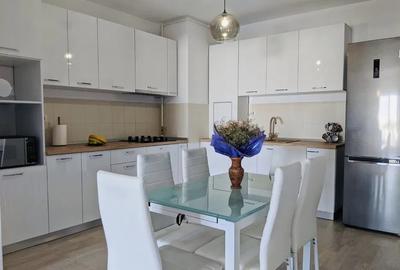 Apartament cu 2 camere semidecomandat, mobilat în Timișoara