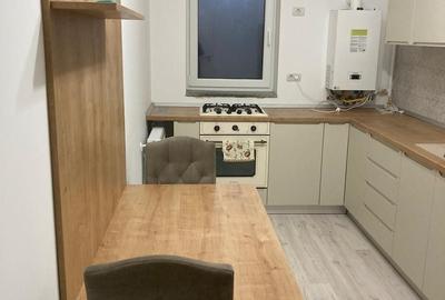 Garsonieră decomandată în Central - 2