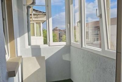 Apartament cu 2 camere decomandat în Rogerius - 18