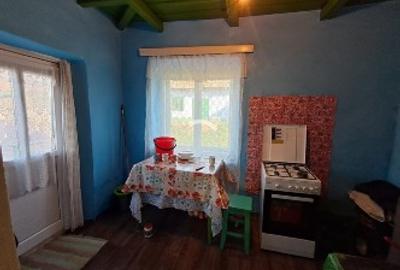 Casă cu 3 camere cu Teren 33400 Mp în Căzănești - 4