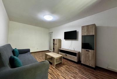 Apartament cu 3 camere decomandat în Podul de Fier - 1