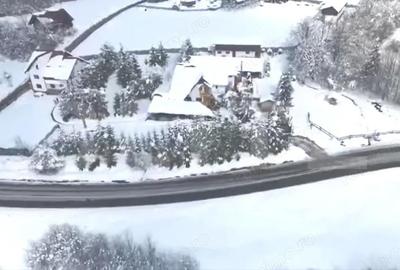 Spațiu comercial, de 600 mp, în Central - 9