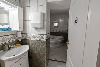 Spațiu comercial, de 98 mp, în Decebal - 4