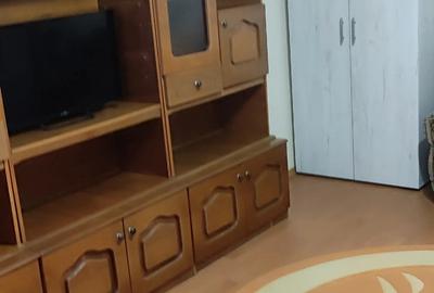 Ofer spre inchiriere un apartament cu o camera, zona Buzaului - 8