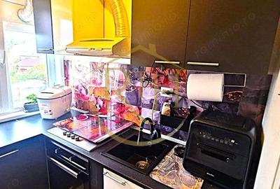 Vand apartament cu 4 camere in zona spitalul judetean,comision ,,0'' - 5