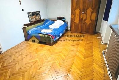 Apartament 3 camere de vanzare - Zona Centrala / Etaj 1 - 6