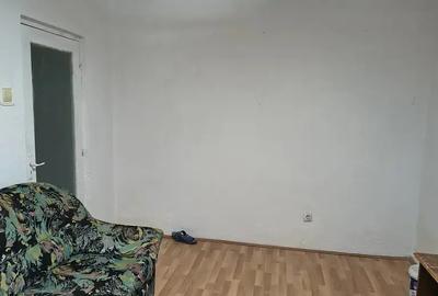 Garsonieră decomandată în Exterior Vest - 7