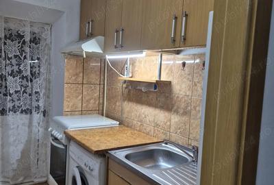 Proprietar, inchiriez garsoniera,mobilata ?i utilata, zona capat 1, Boto?ani. Disponibila imediat. - 9