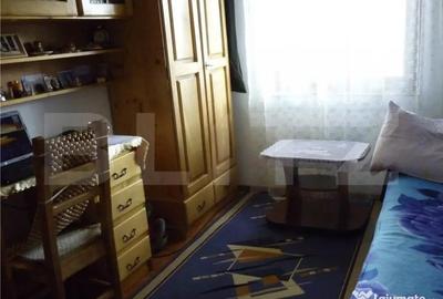Apartament cu 4 camere decomandat în Central - 2