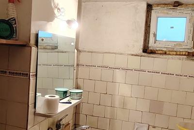 Apartament cu 4 camere decomandat în Central - 4