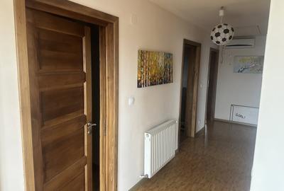 Casă cu Teren 740 Mp în Central
