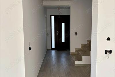 Casă cu 5 camere în Giarmata - 1