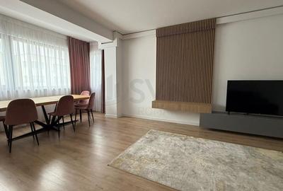 Apartament cu 2 camere semidecomandat, mobilat în Pipera