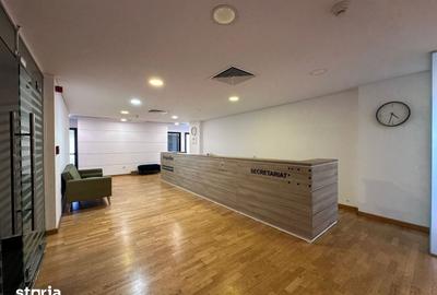 Spațiu comercial, de 55 mp, în Central - 3