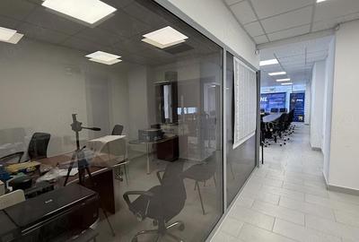 Spațiu comercial, de 540 mp, în Central - 6
