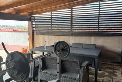 Apartament cu 2 camere decomandat în Fundeni