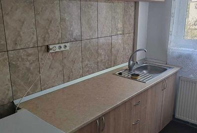 Apartament cu 2 camere semidecomandat în Independenței - 3