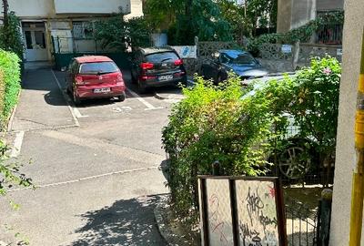 Apartament cu 3 camere semidecomandat în 1 Mai - 4