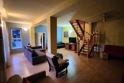 Casă individuală cu 6 camere cu Canalizare în Traian - 6