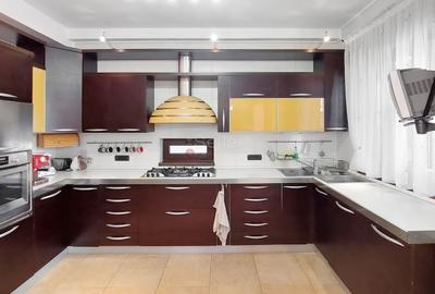 Casă individuală cu 5 camere cu Teren 425 Mp în Florilor - 17