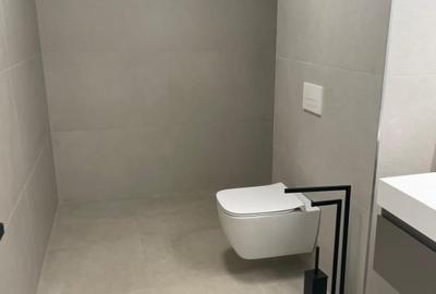 Apartament cu 2 camere decomandat în City Park Mall - 6