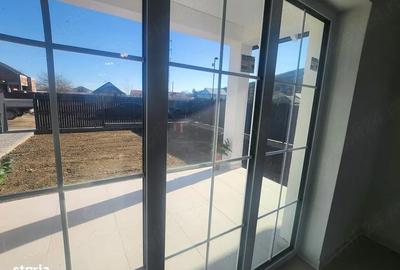 Casă cu 3 camere cu Teren 350 Mp în Hemeiuș - 5