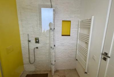 Casă cu 4 camere în Florești