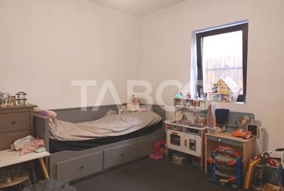 Pret avantajos-Casa si studio de vanzare 146 mpu 5 camere Cisnadie - 8