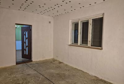 Casă cu 3 camere în Târnăveni