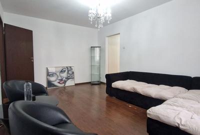 Apartament cu 3 camere semidecomandat în Valea Oltului - 2