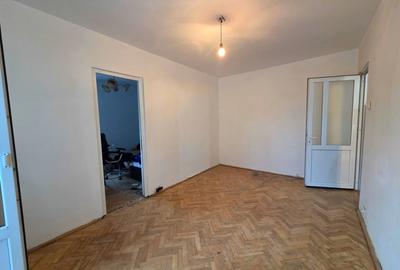 Apartament cu 3 camere nedecomandat în Alexandru cel Bun - 2